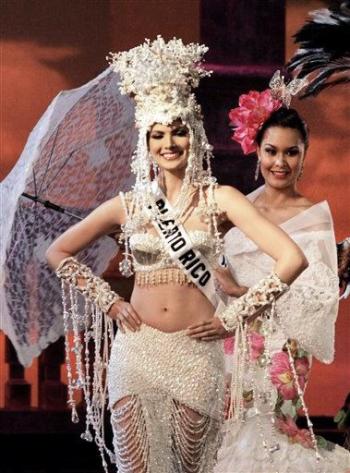 Miss Puerto Rico Cynthia Olavarria.
