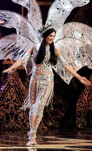 Miss Venezuela Mónica Spear.