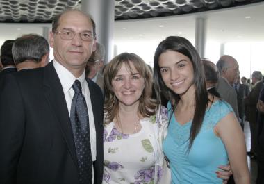 W-Guillermo Murra, Cecilia Marroquín de Murra y Cecy Murra