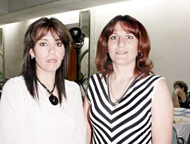 Liliana Ávalos y Emilia Murra.