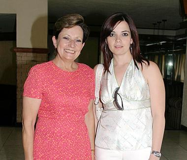 Ofelia de Fernández y Ofelia Fernández.