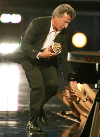Dustin Hoffman recibió el premio a Mejor Actuación Cómica, por La Familia de mi Esposo.