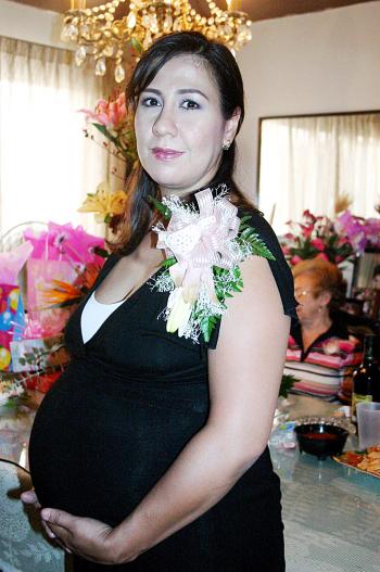 09 de junio 
Con motivo del Próximo Naciminto de su bebé, ofrecieron a Marcela Muñoz de Cruz una alegre fiesta de canastilla.