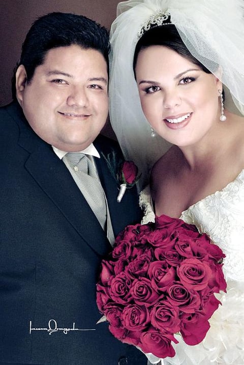 Sr. Basilio Cortez Amezcua y Srita. Humaya Betancourt Sánchez contrajeron matrimonio religioso en la parroquia de San Pedro Apóstol, el sábado 16 de abril.
