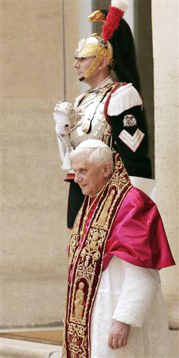 El Pontífice dirigió este mensaje al presidente de la República italiana, Carlo Azeglio Ciampi, con el que  mantuvo un encuentro en el romano palacio del Quirinal en el ámbito de su primera visita de Estado a Italia.