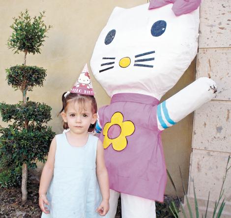 Cumple 2 años!La festejada Montserrat Sánchez-Gutiérrez Flores