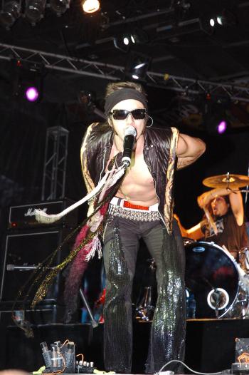 Lo malo de la noche fue el retraso de la conferencia de prensa y del inicio del concierto.
