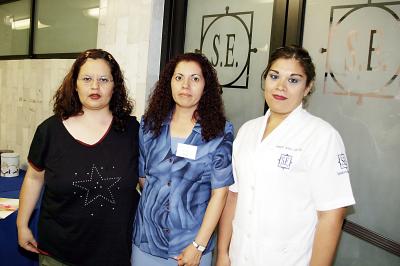 Perla Ivonne Soto, Antonia Amaya y Gregoria Méndez.