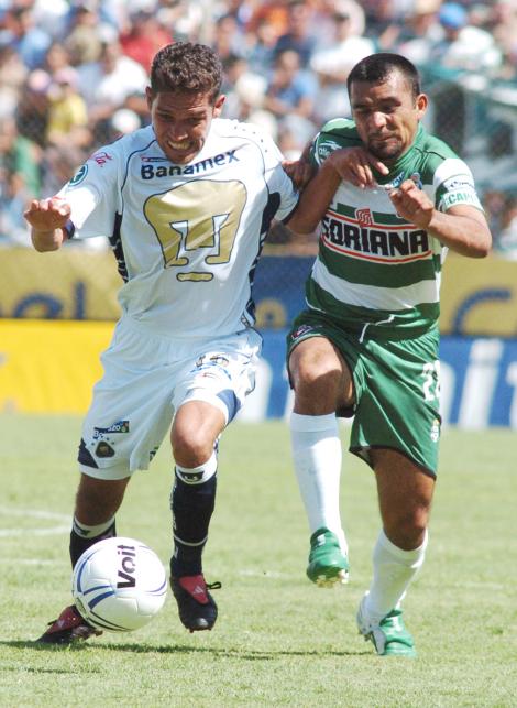 Santos Laguna hizo un buen esfuerzo, tanto con diez hombres como con 11. 
Yayo que se queda tranquilo porque su equipo funcionó, y ahora deben rectificar lo que debió hacerse, pues Pumas hizo dos tiros y los anotó.