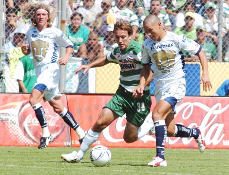 Eduardo de la Torre Menchaca, técnico del Santos Laguna, admitió que el resultado obtenido por su equipo fue malo, independiente de la lesión del guardameta Mauricio Ariel Caranta y el castigo que vaya a recibir Matías Vuoso.
