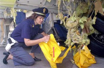 La Justicia ha precintado los depósitos de gasolina en el aeropuerto de Bari, de donde salió el avión, cuyo destino era la localidad tunecina de Yerba.