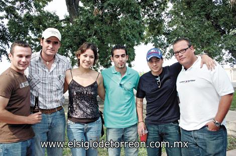 José Ramón Algara, Fernando Ramos, Sofía Pámanes, Daniel Cepeda, Hector Hugo Nahle y Paco Delgado