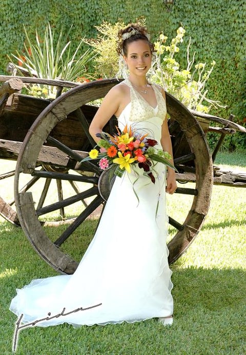 Srita. Ivette Castillo Silveyra el día de su enlace matrimonial con el Sr. Abraham Sierra Limones


Estudio fotográfico: Frida