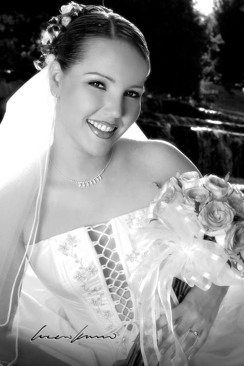 Srita. Brenda Cecilia Anaya Arratia, el día de su enlace matrimonial con el Sr. Gustavo Herrera Martínez.

Estudio fotográfico: Laura Kanno