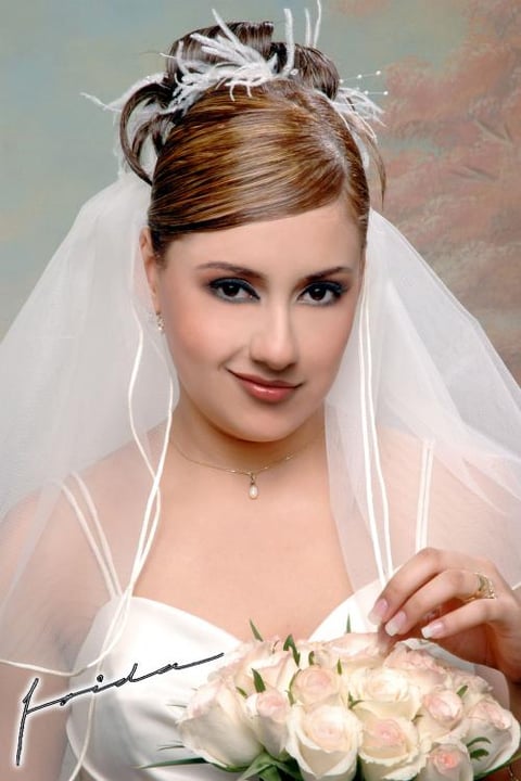 Srita. Nadia Leticia Vázquez López, el día de su enlace matrimonial, con el Sr. Jehu Heber Carranza Mancha.


Estudio fotográfico: Frida