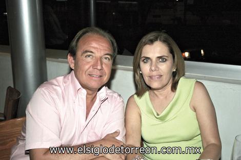 Gustavo de la Garza y Rosario Tueme de De la Garza