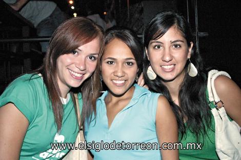 Noemí Esparza, Grisell Chávez y Sofía Rodríguez