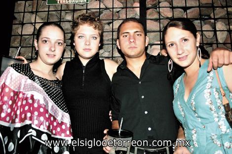 Sofía, Pamela, David y Luly