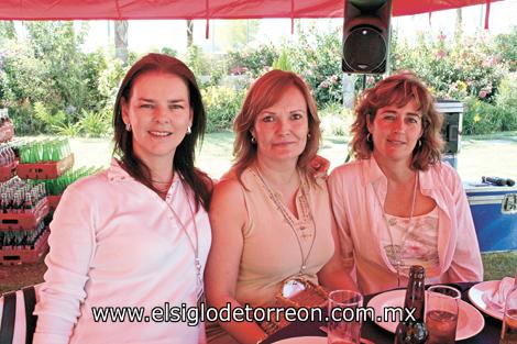 Blanca Flores, Elvira Izaguirre y Diana Garza