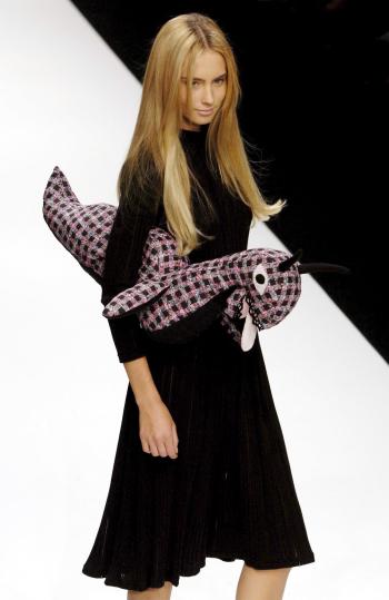 Diseñador: PPQ
Moda presentada en Londres.