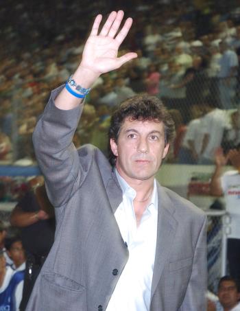 El técnico argentino dijo sentirse muy agradecido con las muestra de afecto  y saludó a la afición lagunera.