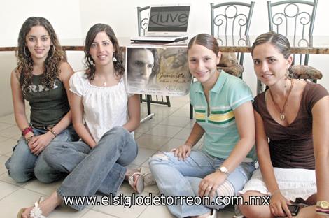 Karen Rojas, Luly Gallegos, Luly y Cristy Berlanga