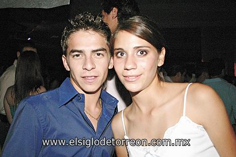 Pulga Acosta e Isabel Beuchot