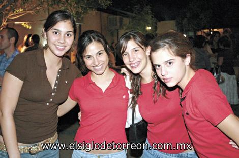 Laura Trsafi, Emilia Ochoa, Cristy Cárdenas y Sofía Sánchez