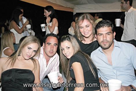 María José Barrondo, Alejandro Ortiz, Anita Echávez, Ángela Navarro y Emilio Gutiérrez