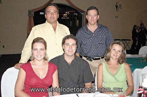 Roberto Dávila Graham, Edgar Perches Villarreal, Laura Urrea de G. Colsa, Javier González Colsa y Ana Sofía Porras de Perches