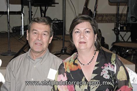 Jesús García y Ángeles Madero de García