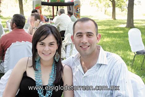 Analú Aranzábal y Ricardo Cantú