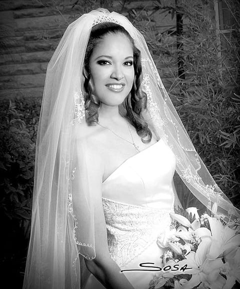 Srita. Angelina Gutiérrez Esparza, el día de su enlace matrimonial con el Lic. Irving Flores Ochoa.