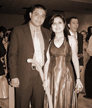 Jorge Esparza e Ixchel Zamarrón Amador.
