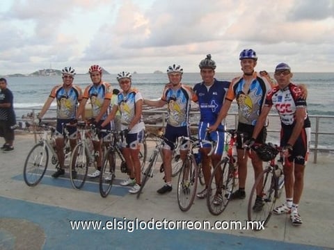09102009 Alejandro Córdova, Iñigo Belausteguigoitia, Violeta Fernández, Víctor Ortega, Enrique Vera, Jesús Ramírez y Calleros.