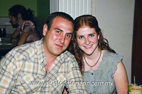 09102009 Daniel y Lizette.