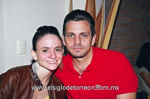 09102009 Lorena Soldevilla y David Gómez.