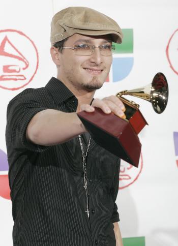 Obie Bermúdez obtuvo el galardón al mejor álbum vocal pop masculino (Todo el Año).