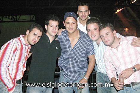 Tavo de la Garza, Patrick Carré, Beto Martinez, Oscar Carillo y Juan Carlos García