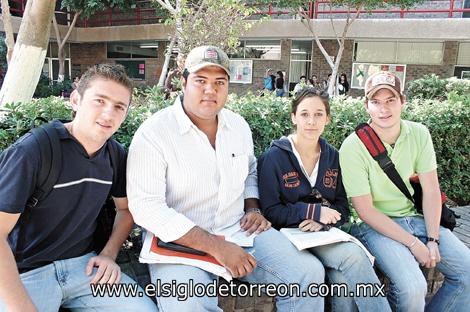Rodrigo Murra, Juan Pablo Urraza, María Vera y Jaime García