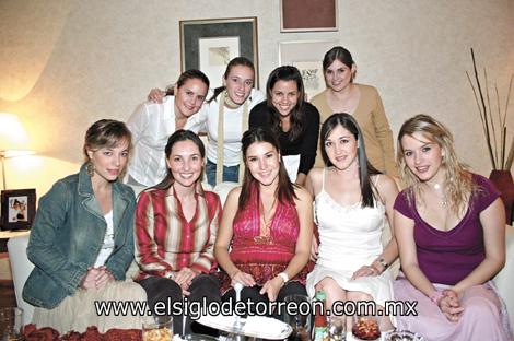 Brenda Baille de Villalobos, Cristina Sánchez de Murra, Mónica Martínez de Villalobos, Ale Murra de Papadópulos, Isabel Cobo Boehringer, Mariana Martínez de Portilla, Any Godina de Mexsen, Vicky Ibarguengoytia de Murra y Karla Villarreal de Salazar