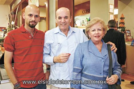 Adolfo Rodríguez Cabello, Adolfo Rodríguez y Martha M. de Rodríguez