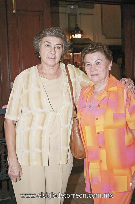María Teresa González y Abigail Elizalde