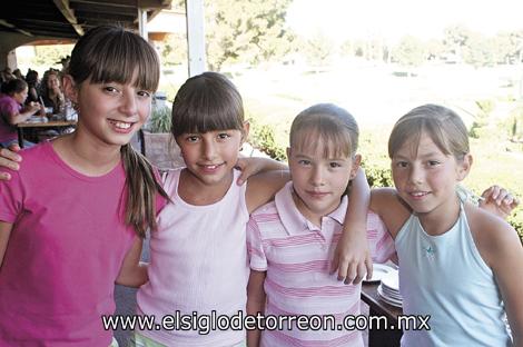 Ivanna, Camila, Luisa y Pamela