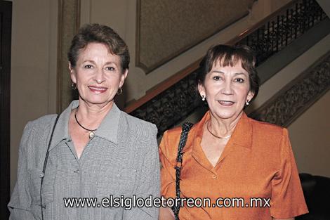 Elsa O. Santos y Laura Villarreal