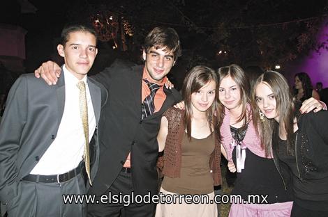 Jonathan Arizpe, Germán Sesma, Lucía Marauz, Brenda Villalobos e Ileana Garza