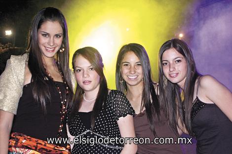 Daniela y Cristy Sesma, Mónica Gutiérrez y Laura Córdoba