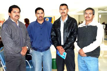 02122005_0 
 Eduardo Ramos viajó a Tijuana, lo despidieron MIgue, Fernando y Enrique Ramos