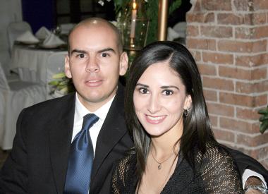 pa_10122005_1 
 Javier Fernández y Lorena López Amor