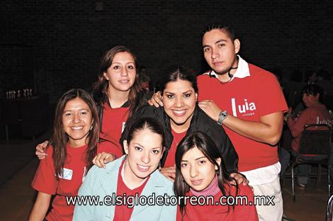 Blanca Parada, Brenda Pulido, Laura Daniela Carrillo, Emilio Madrid, Brenda Domínguez y Analí Ibarra